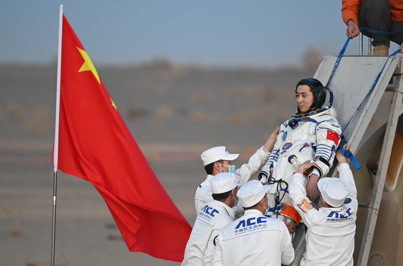 Çin İnsanlı Uzay Ajansı (CMSA), Shenzhou-21 görevinde yer alan üç