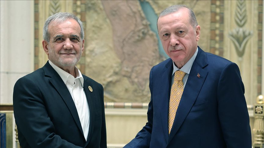 Cumhurbaşkanı Erdoğan, İranlı mevkidaşı Mesud Pezeşkiyan ile telefonda görüştü.