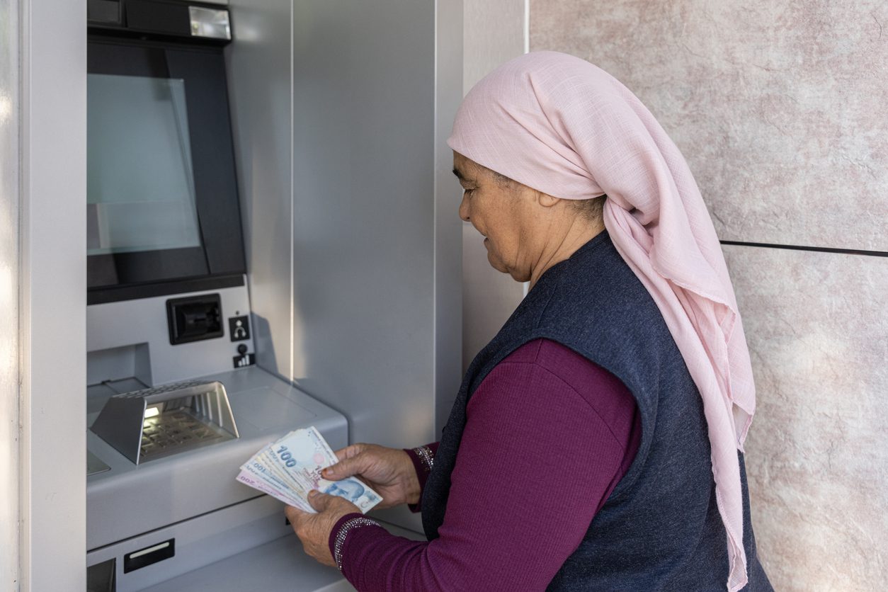 Emekli maaşı ödemeleri, 2026 Kurban Bayramı öncesinde milyonlarca emeklinin gündeminde