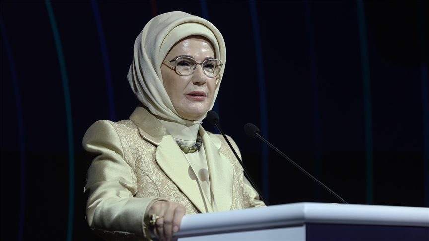 Cumhurbaşkanı Recep Tayyip Erdoğan'ın eşi Emine Erdoğan, başta şehit anneleri