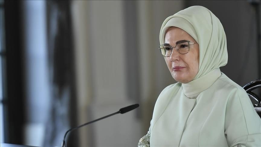 Cumhurbaşkanı Recep Tayyip Erdoğan'ın eşi Emine Erdoğan Hıdırellez paylaşımında tüm