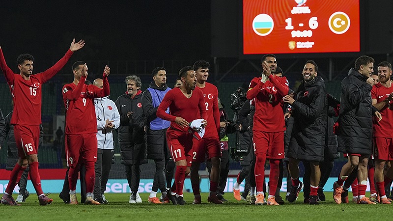 Süper Lig şampiyonu Galatasaray'da transfer hareketliliği yaşanırken, gündeme gelen isim