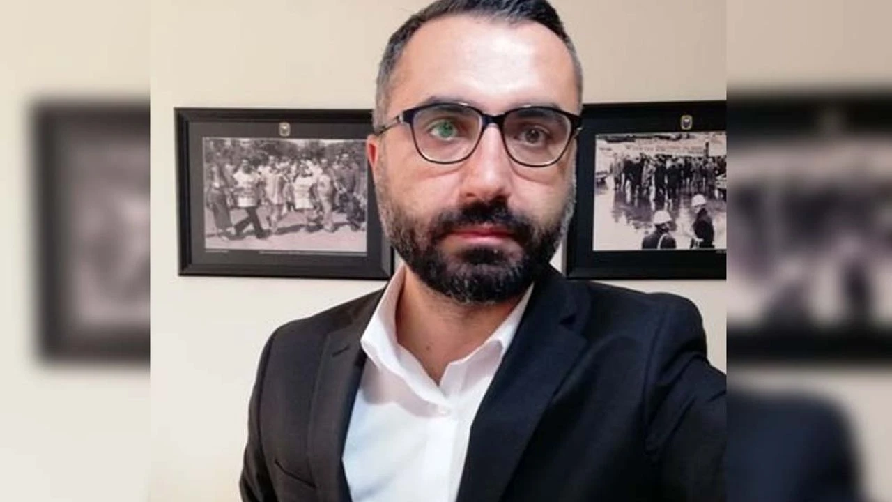 Cumhurbaşkanına hakaret ve halkı yanıltıcı bilgiyi alenen yayma suçlamasıyla tutuklanan