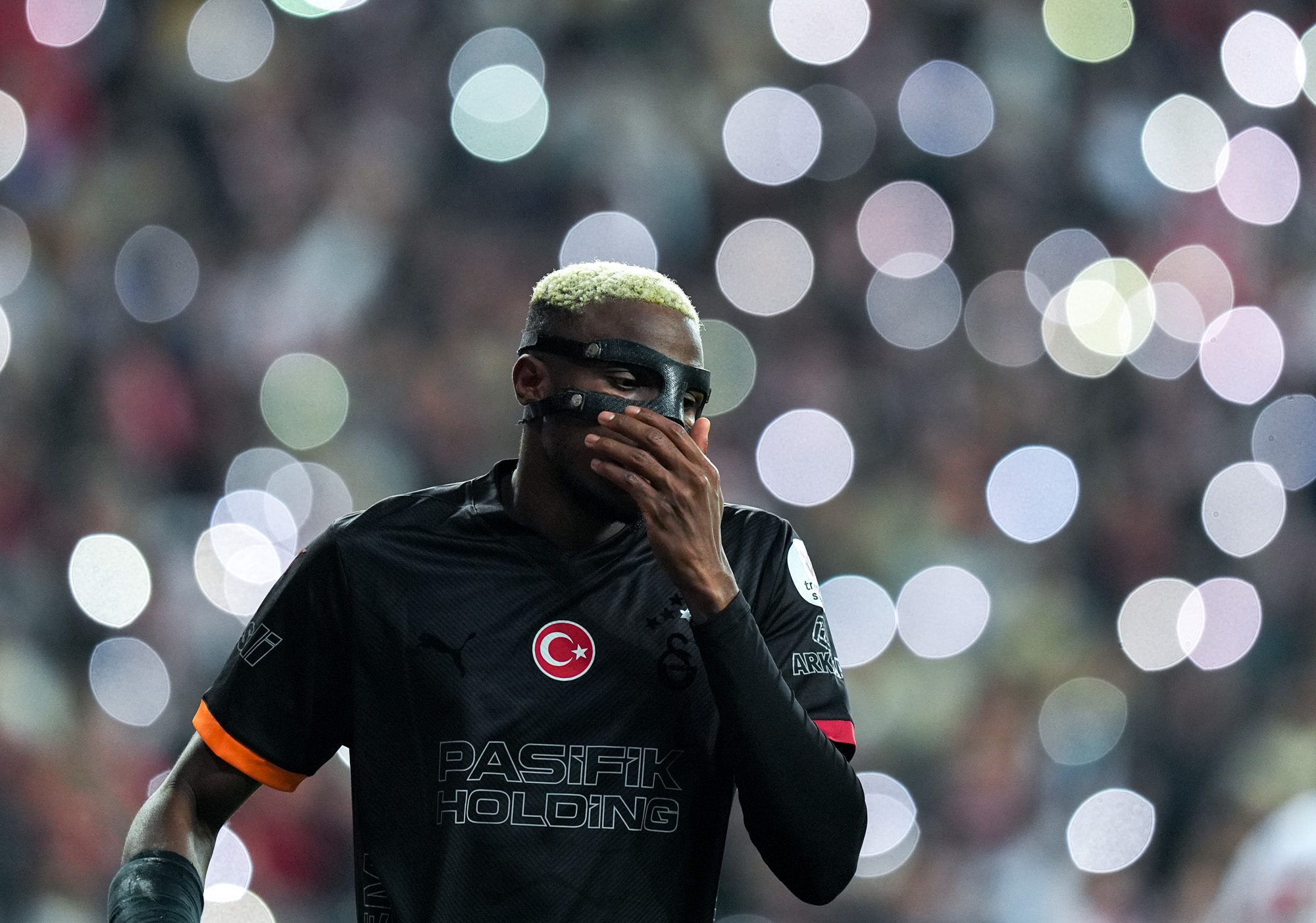 Günün spor sayfalarında, spor gündeminden en yeni gelişmeler ve transfer