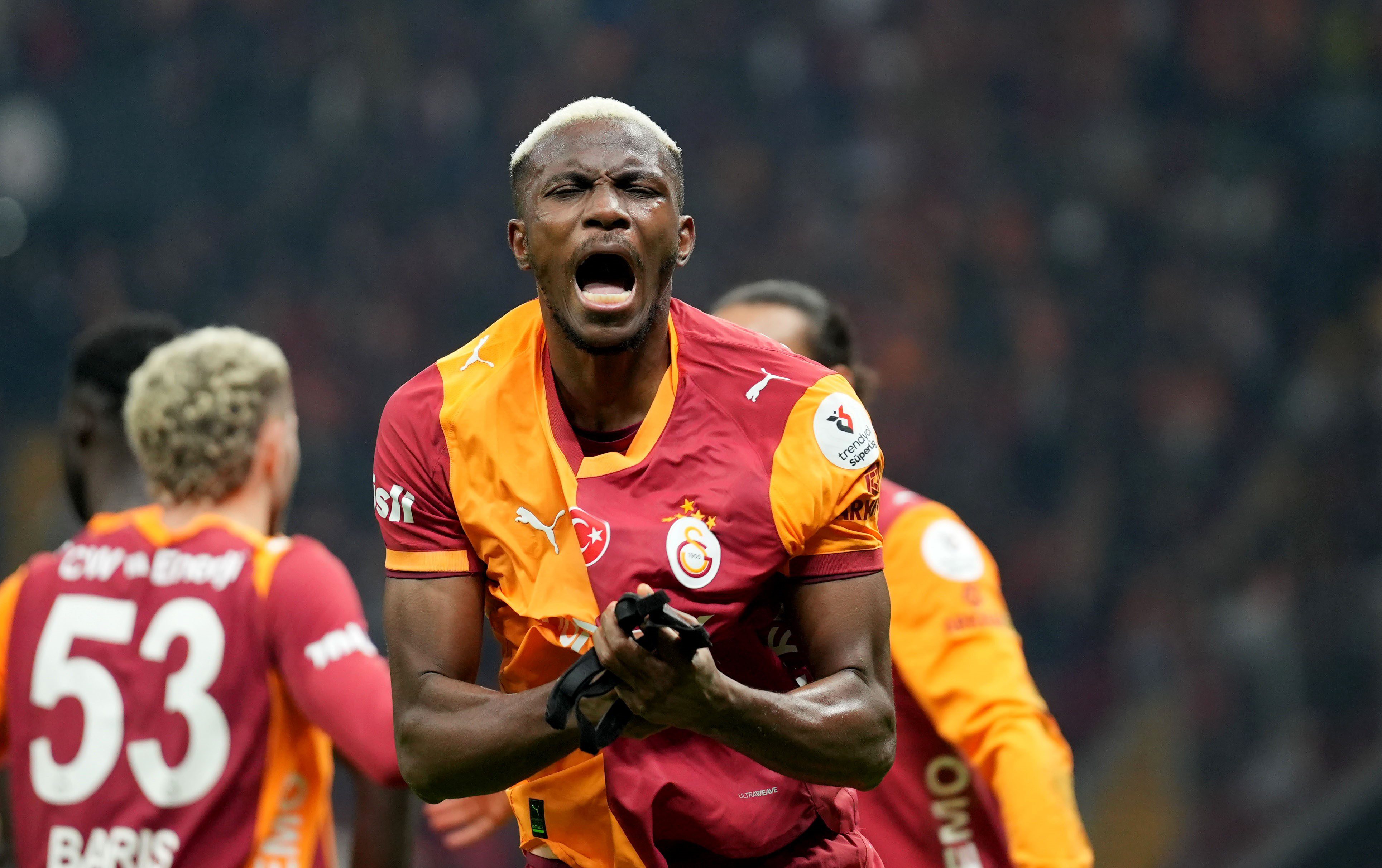 Fenerbahçe Başkan Adayı Hakan Safi, canlı yayında Galatasaray'ın yıldızı Victor