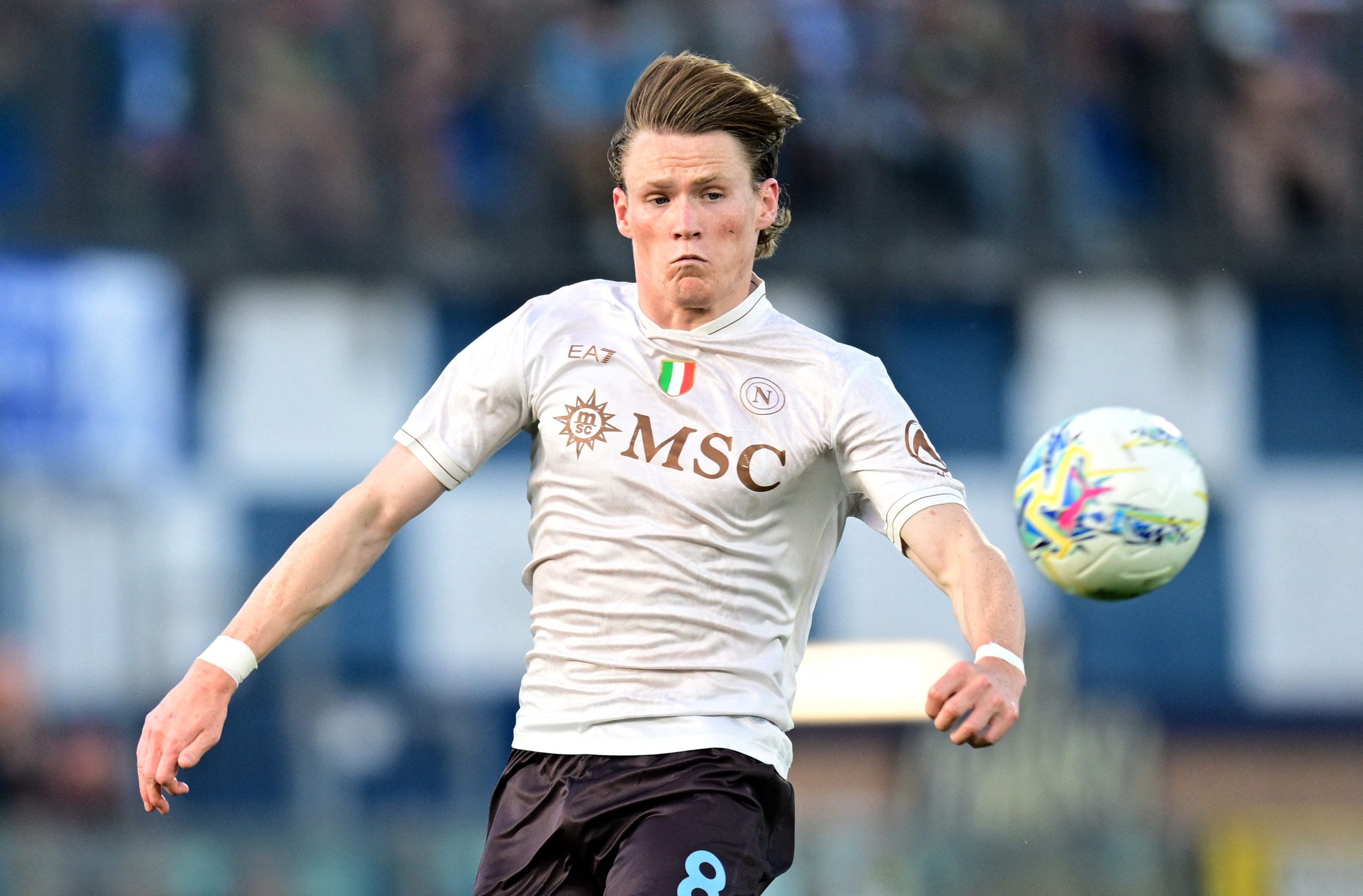 İskoçya'da Scott McTominay'in attığı röveşata golün işlendiği 20 sterlinlik banknot