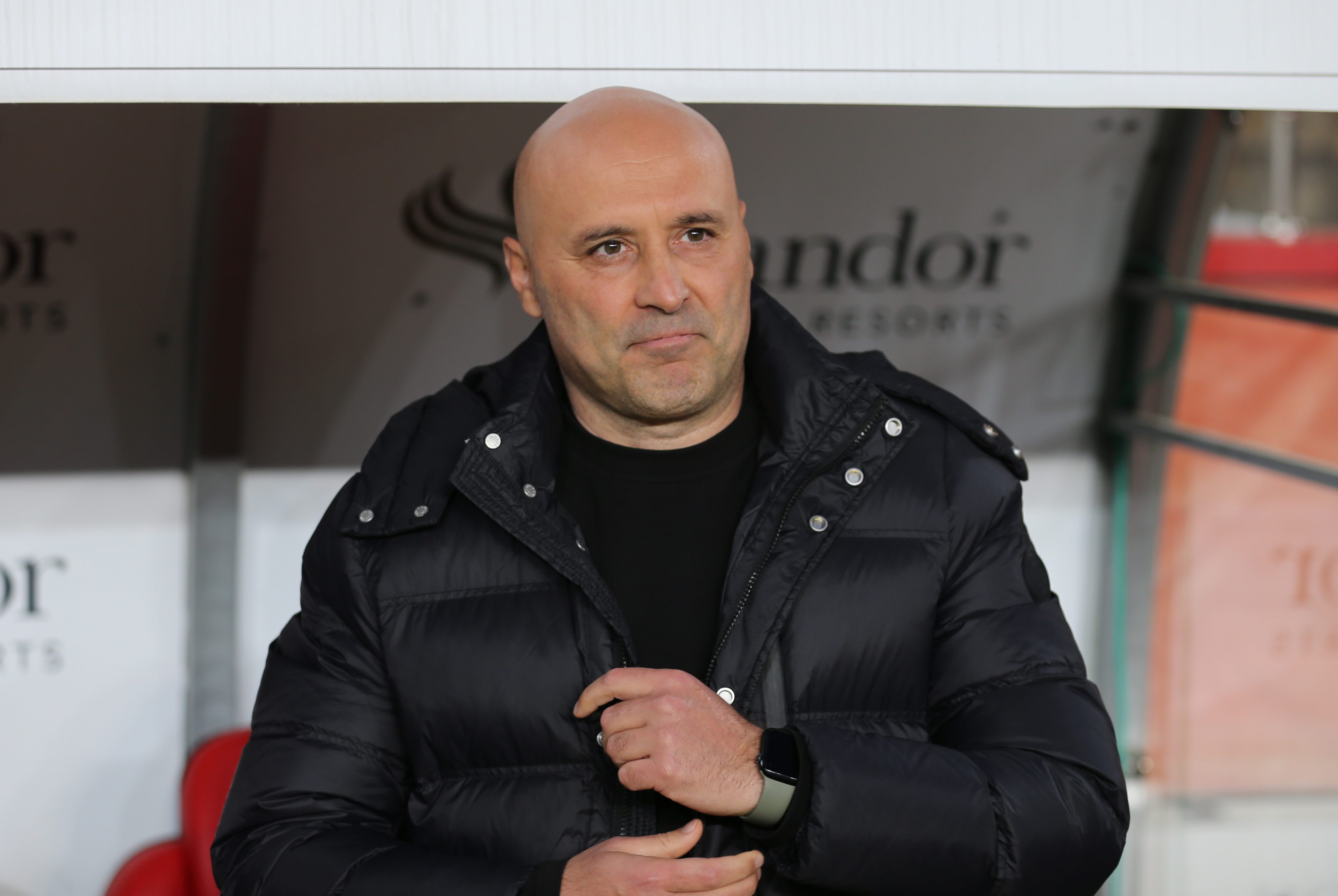 Kümede kalma savaşı veren Antalyaspor'dan hafta sonu oynanacak Galatasaray maçı