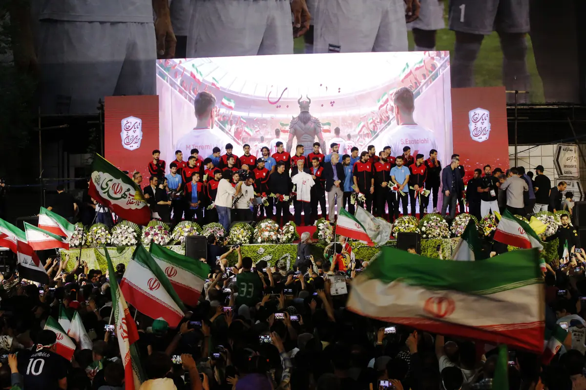 Dünya Kupası'na katılacak İran Milli Futbol Takımı için Tahran’da tören