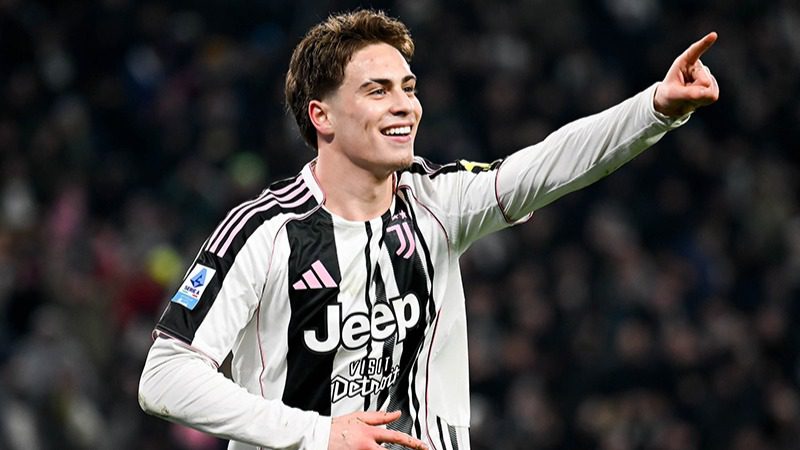 Juventus'ta forma giyen milli futbolcu Kenan Yıldız, Serie A'da sezonun