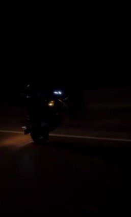 Hatay'da motosikletle akrobatik hareketler yapan ve o anları sosyal medyada