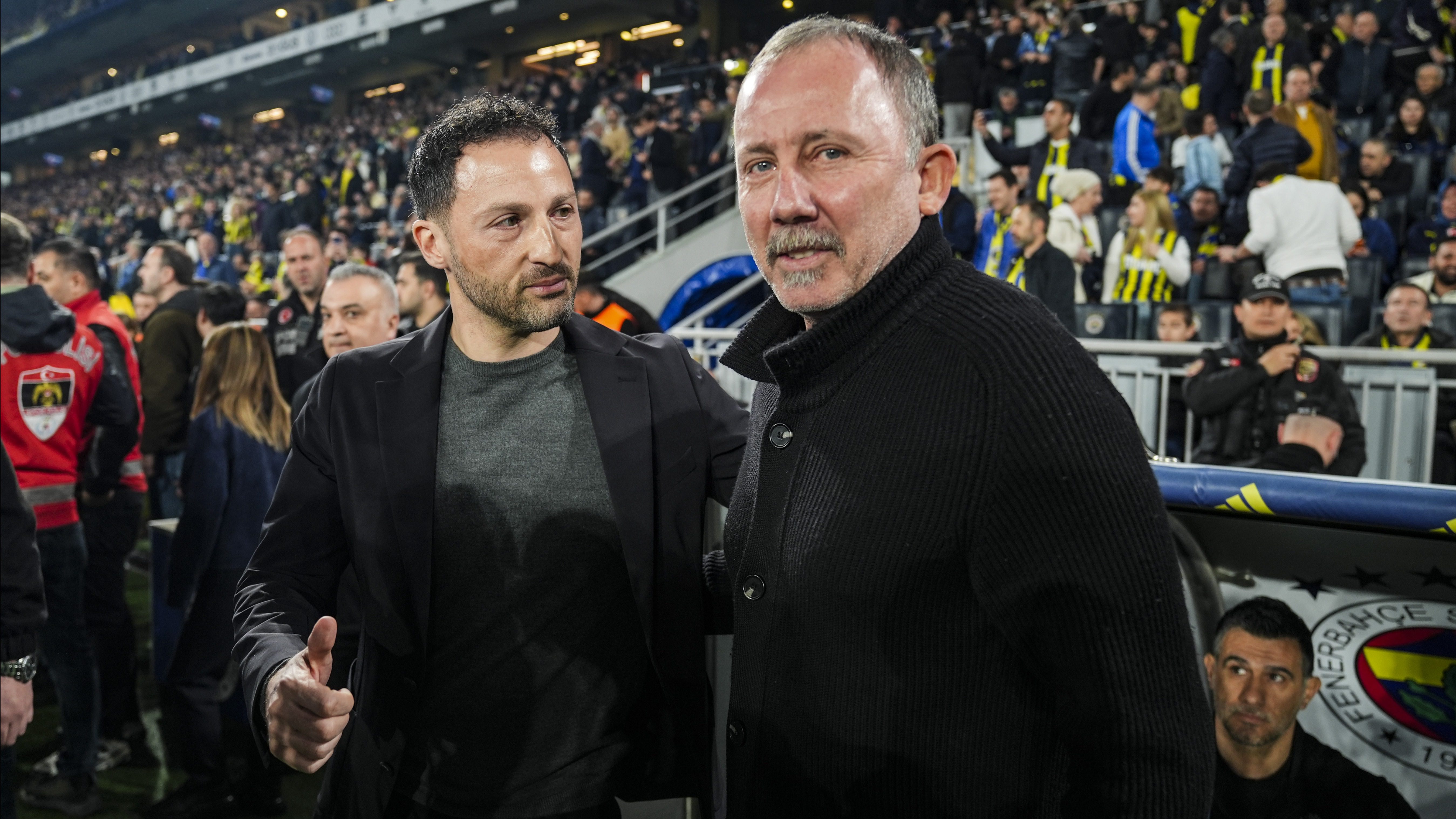 Süper Lig'de 5 takım sezona başladığı hocalarıyla devam ederken, Gençlerbirliği