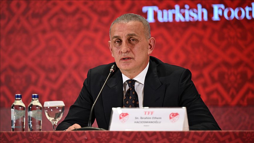 TFF Başkanı Hacıosmanoğlu, gündemdeki hakem tartışmaları hakkında açıklamalarda bulundu.