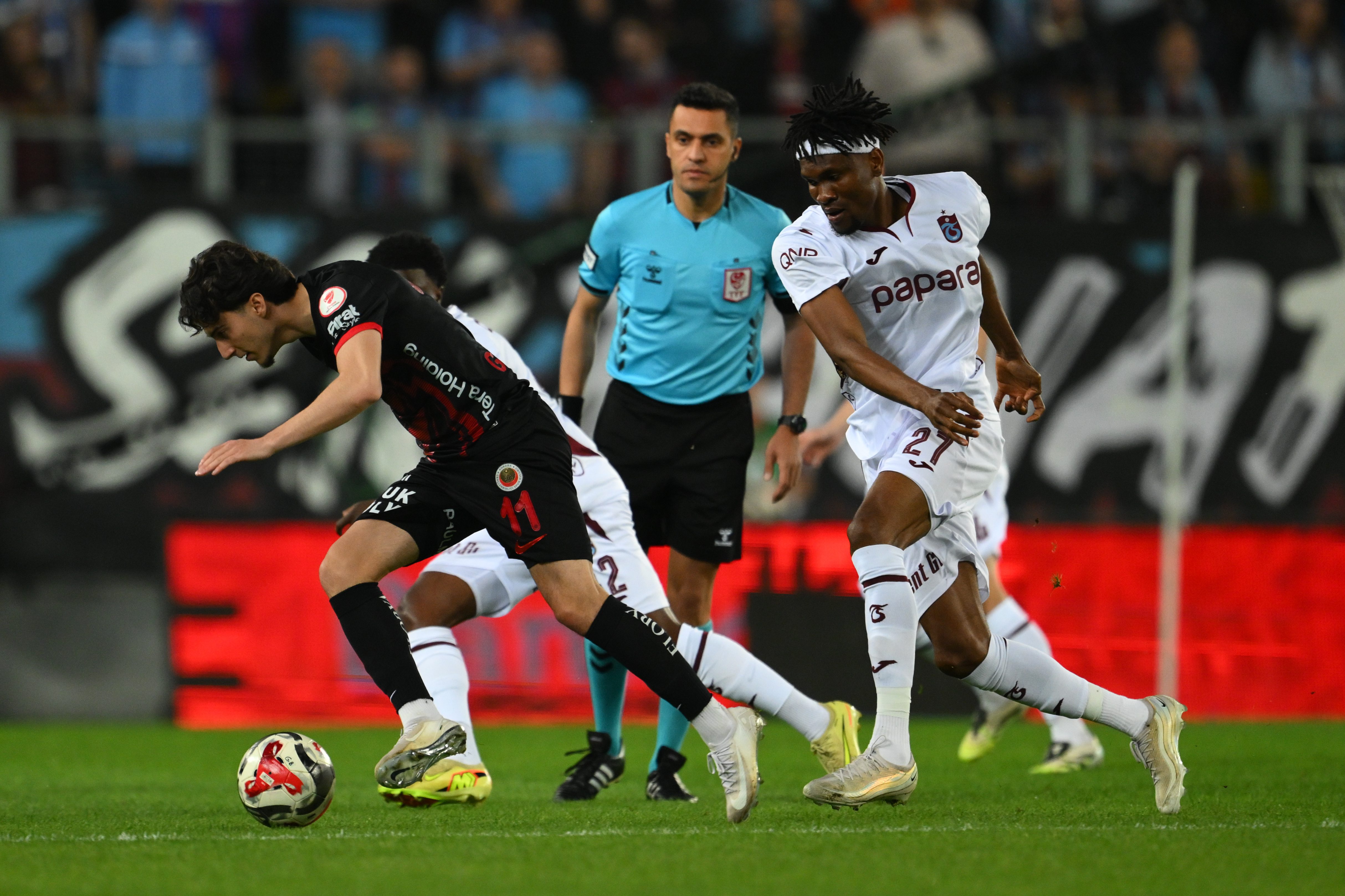 Trabzonspor, Gençlerbirliği'ni mağlup ederek Ziraat Türkiye Kupası'nda finale yükselme başarısı