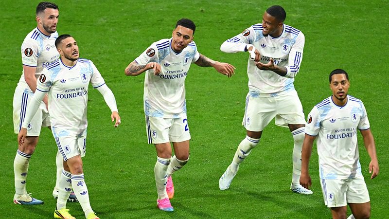 Freiburg ile Aston Villa arasında, İstanbul'da oynanan UEFA Avrupa Ligi