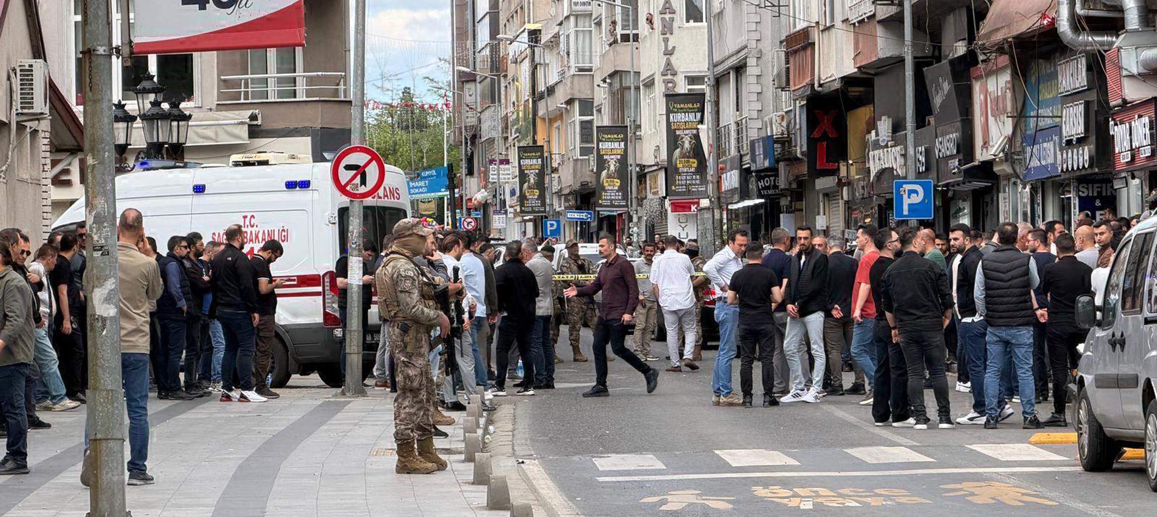 Tekirdağ'da silahlı kavgaya müdahale eden iki polis memurunu şehit eden