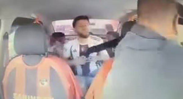 Gaziantep'te kız arkadaşıyla birlikte ticari taksi şoförünü rehin alan silahlı