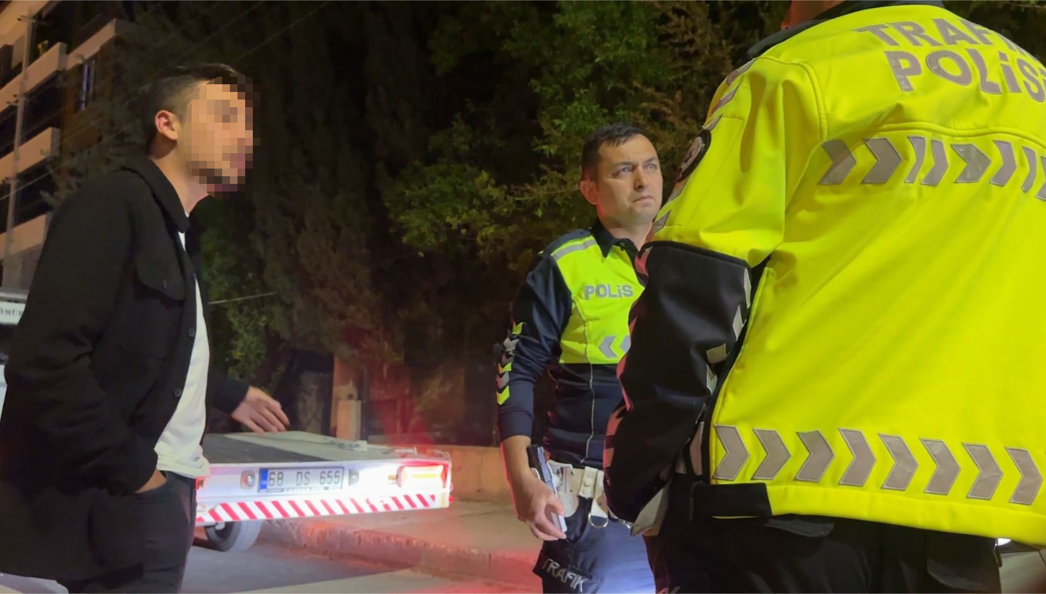 Burdur'da polis ekiplerinin 'dur' ihtarına uymayıp kaçan alkollü sürücü kısa