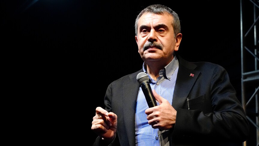 Milli Eğitim Bakanı Yusuf Tekin, sınıfların ritmini, okulların nabzını ve