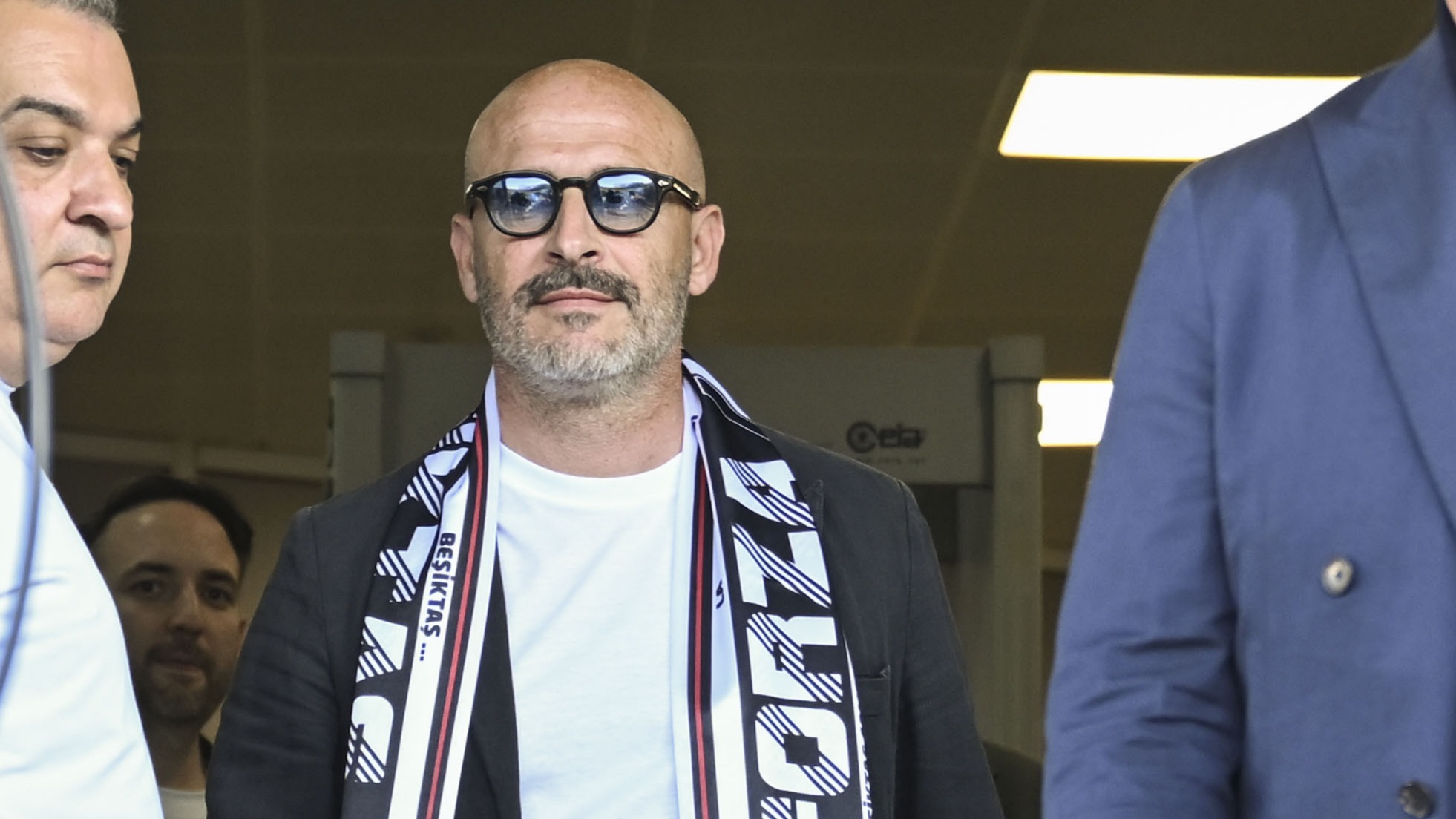 Beşiktaş, teknik direktör Vincenzo Italiano ile 2027-2028 sezonu sonuna kadar