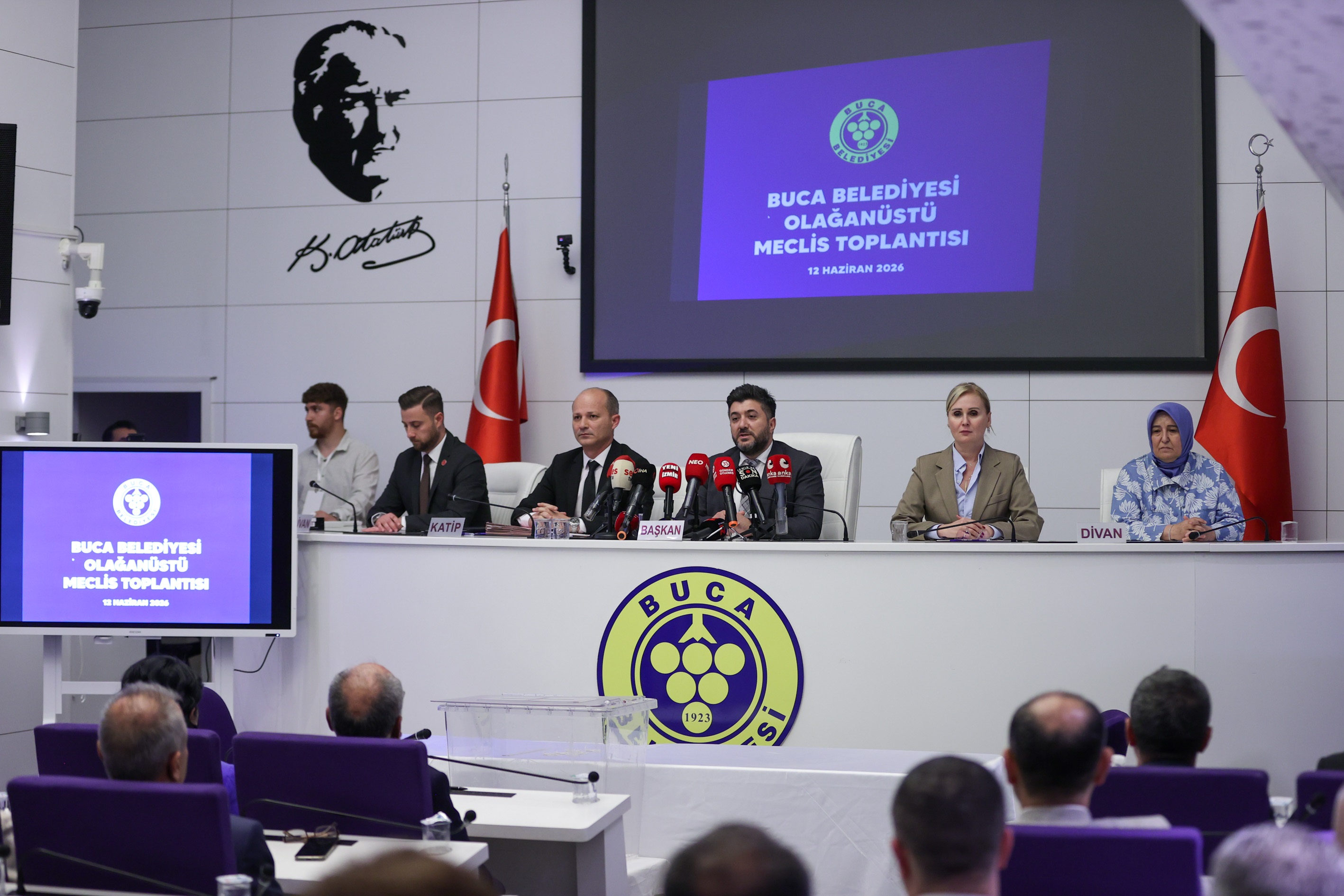 İzmir'de yolsuzluk ve rüşvet iddiasıyla tutuklanan Buca Belediye Başkanı Görkem