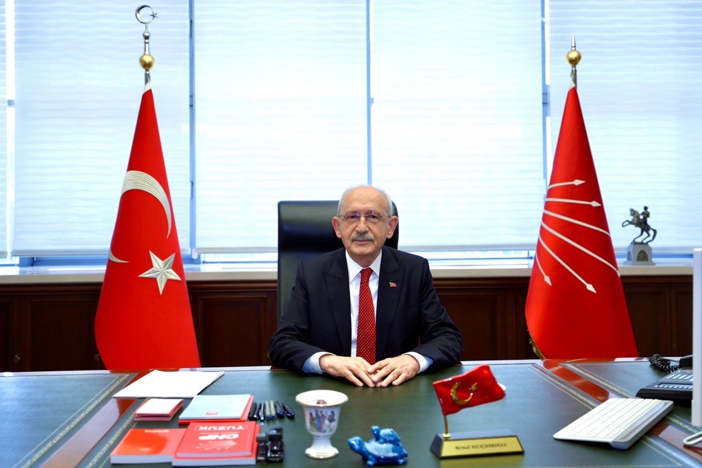 İstinaf Mahkemesi'nin "mutlak butlan" kararı sonrası tedbiren CHP Genel Başkanlığı'na