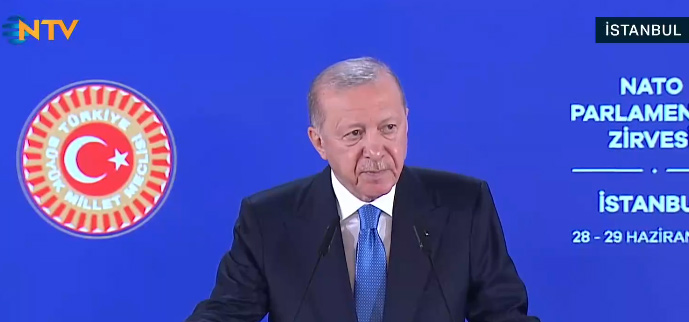 Cumhurbaşkanı Recep Tayyip Erdoğan, dünyada kargaşanın arttığı bir dönemden geçildiğini