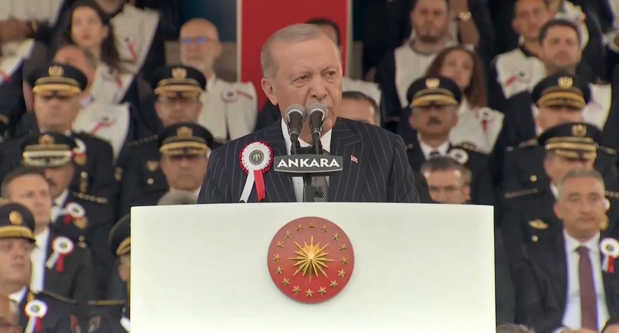 Cumhurbaşkanı Recep Tayyip Erdoğan, Polis Akademisi Mezuniyet Töreni'nde konuştu. "Pusulanız