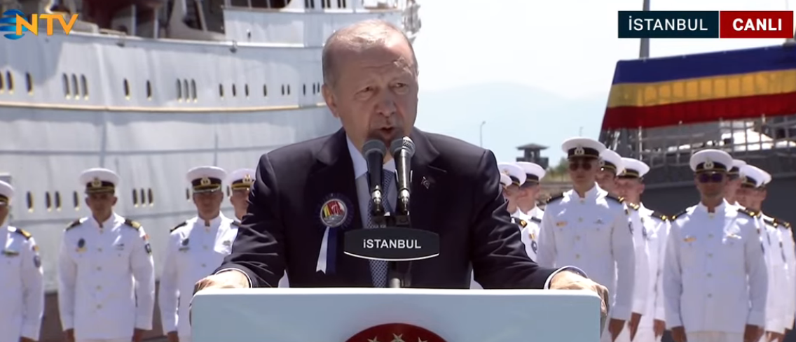 Cumhurbaşkanı Recep Tayyip Erdoğan, son derece kaotik bir dönemin ortasında