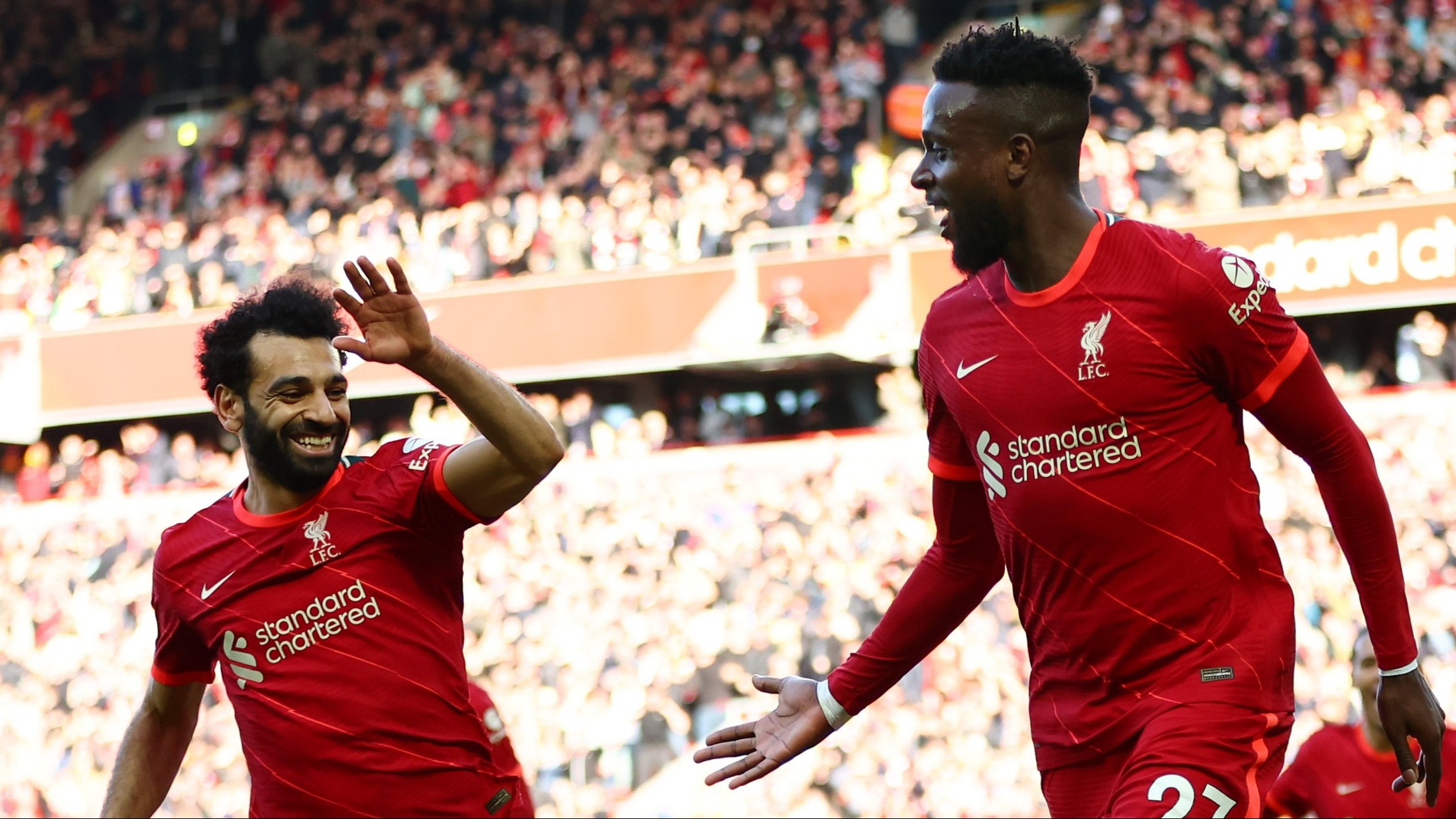 Dünyanın önde gelen kulüplerinde top koşturmuş olan Divock Origi, aktif
