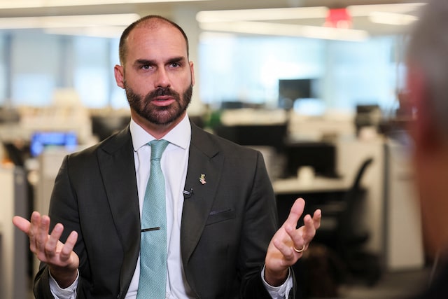 Eski Brezilya Devlet Başkanı Jair Bolsonaro'nun oğlu Eduardo Bolsonaro, babası