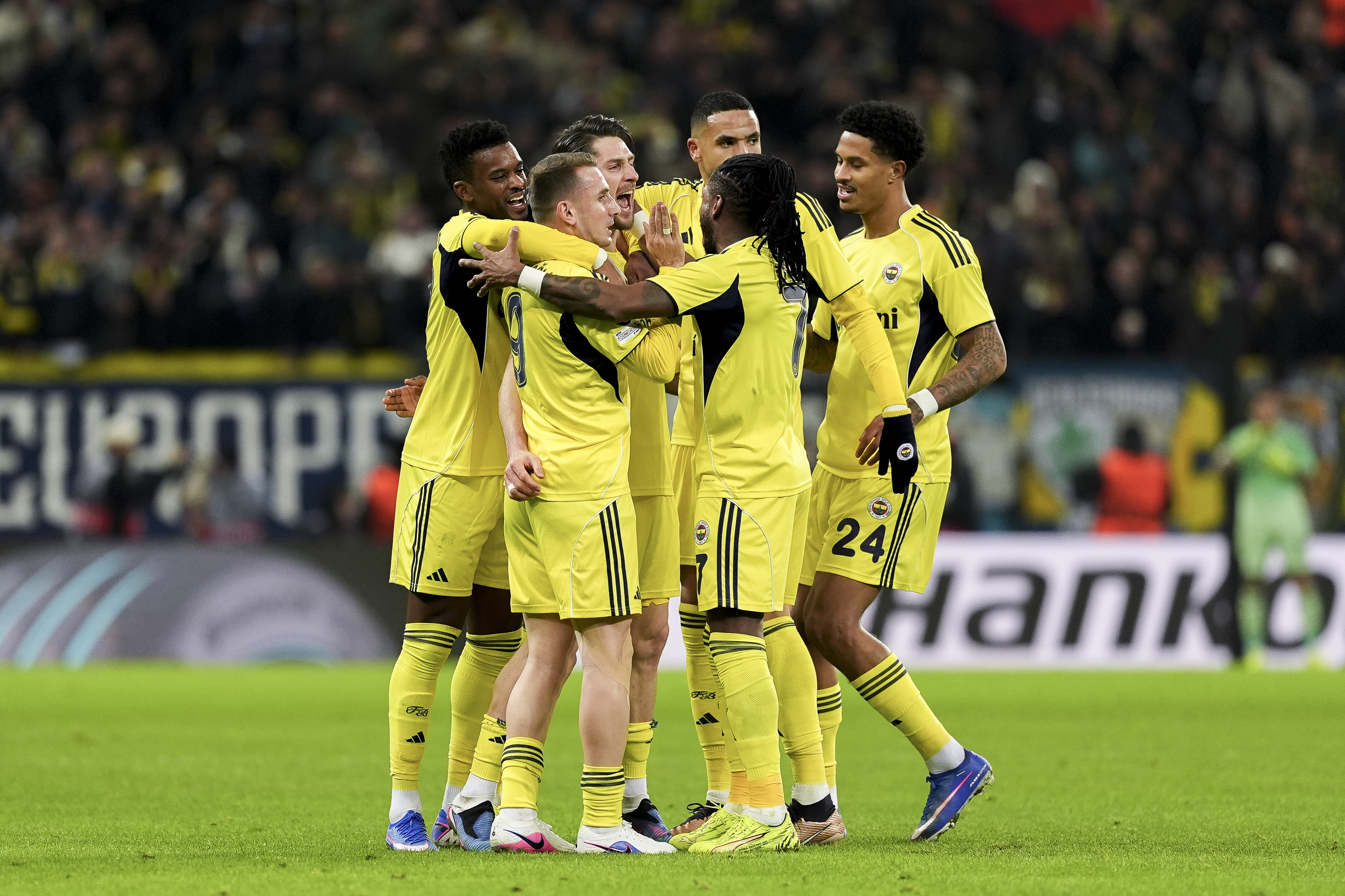Fenerbahçe, UEFA Şampiyonlar Ligi ikinci eleme turunda Gornik Zabrze ile