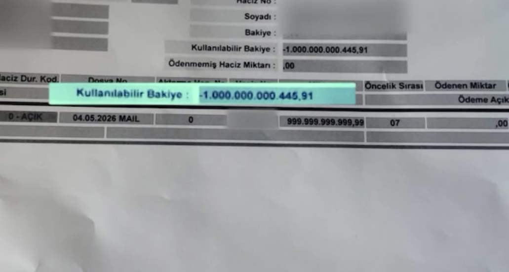 32 yaşındaki bir kişinin banka hesabına, kaynağı belli olmayan 1