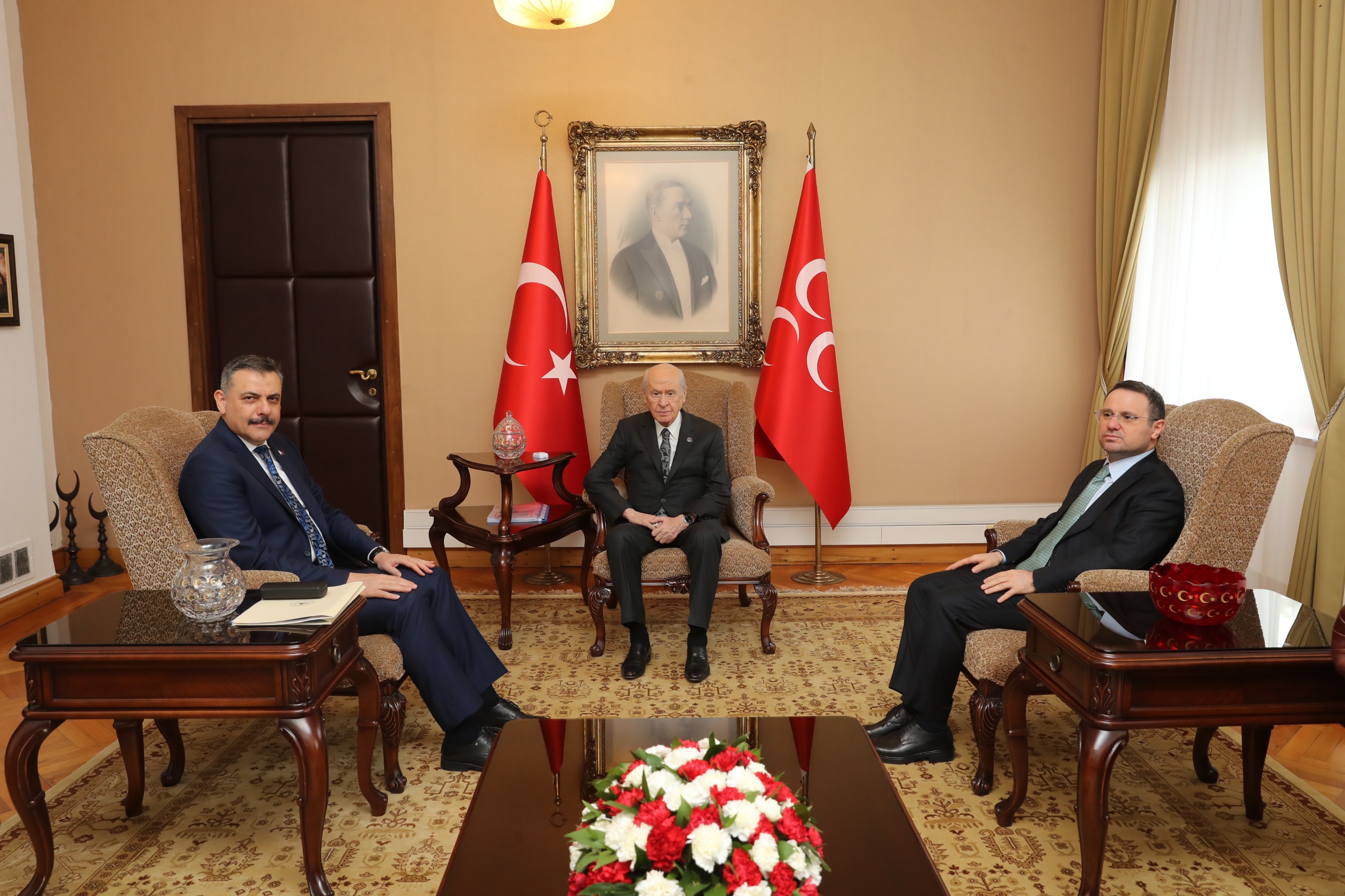İçişleri Bakanı Mustafa Çiftçi ile Adalet Bakanı Akın Gürlek, MHP