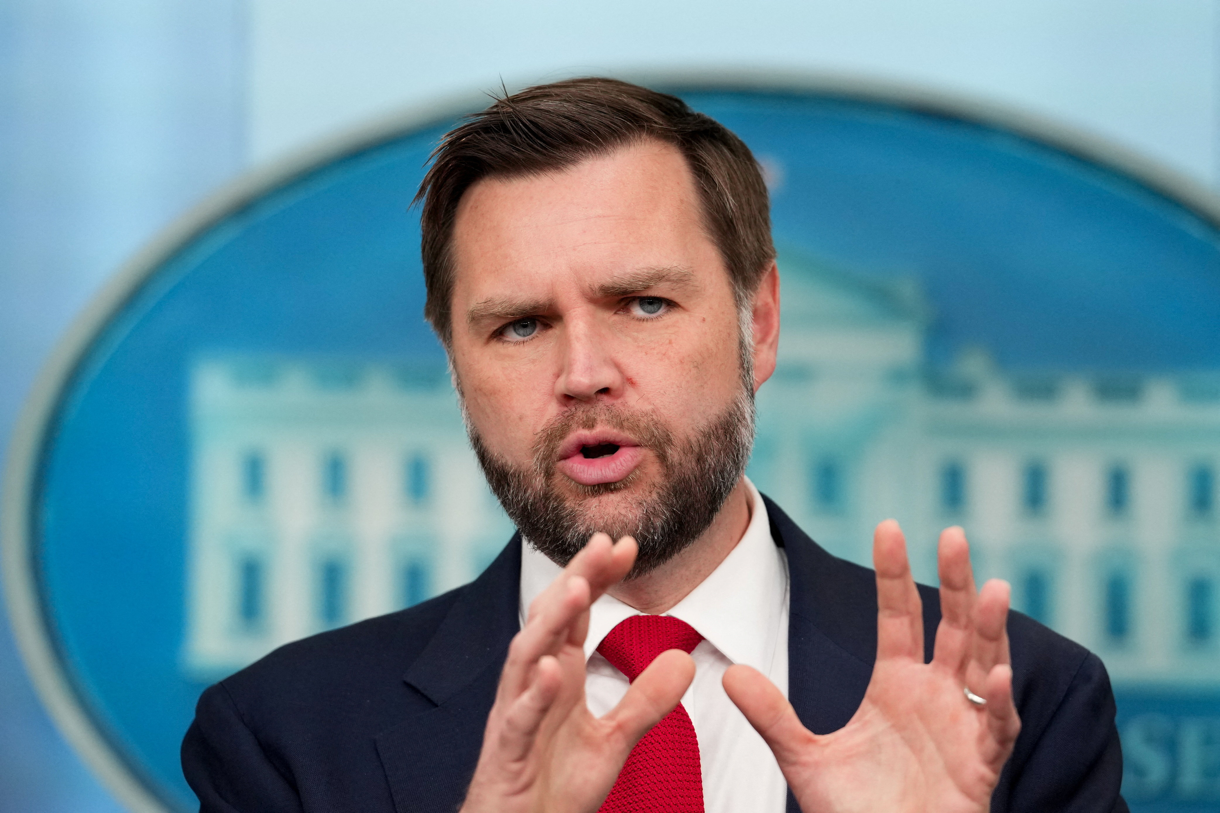 ABD Başkan Yardımcısı JD Vance, ABD-İran mutabakatını eleştiren İsrail kabinesindeki