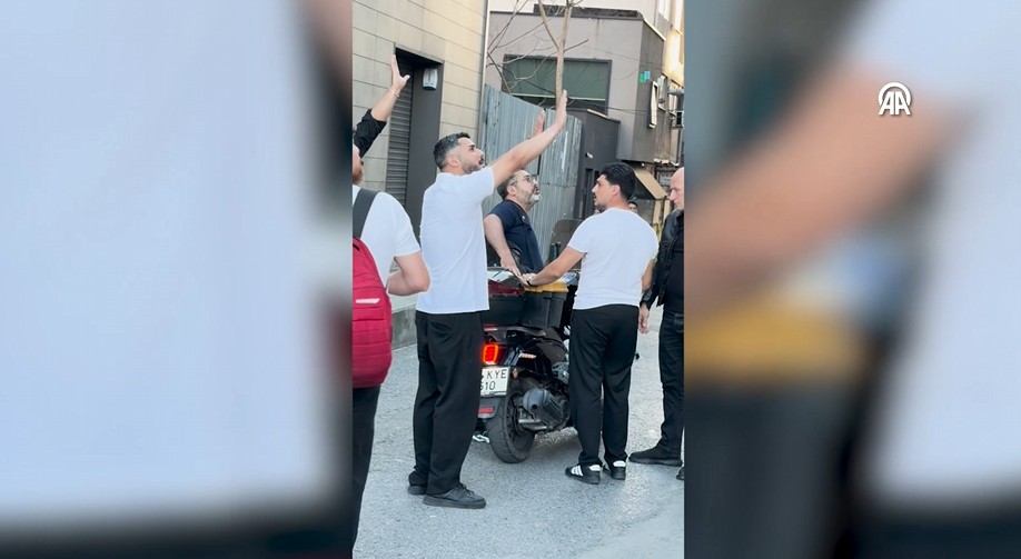 Kağıthane'de matkap ve kaskın kullanıldığı trafik kavgasına karıştıkları iddiasıyla gözaltına