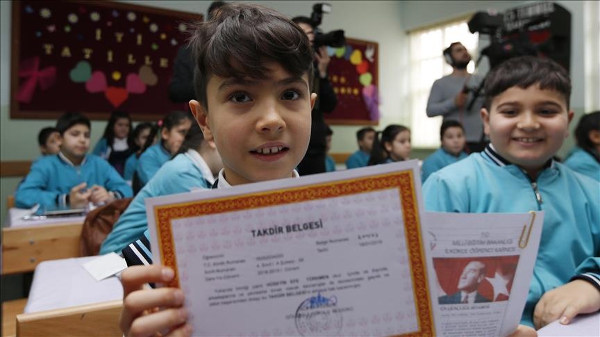Milli Eğitim Bakanlığına (MEB) bağlı ilk ve ortaöğretim okullarındaki yaklaşık
