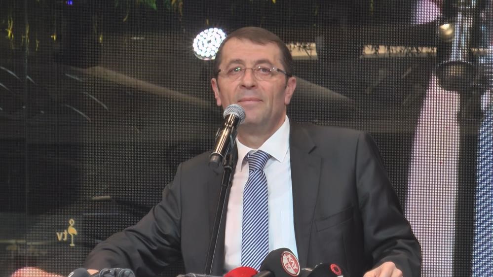 Kayseri Vali Yardımcısı Şenol Esmer, geçirdiği kalp krizi sonucu hayatını
