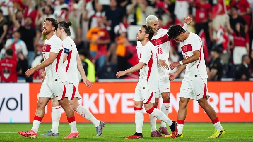 Dünya genelinde Türk milyonlarca futbolseverin heyecanla beklediği Dünya Kupası maçları