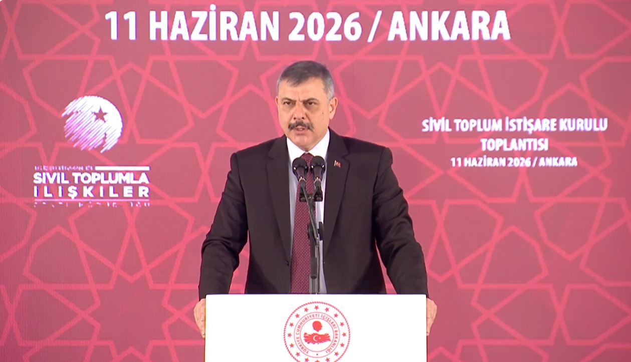 İsrail Başbakanı Netanyahu'nun Cumhurbaşkanı Erdoğan'a yönelik sözlerine Ankara'da tepkiler sürüyor.