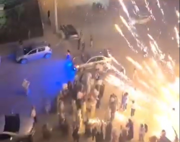 İzmir’in Bornova ilçesinde bir nişan organizasyonu öncesi patlatılmak istenen havai