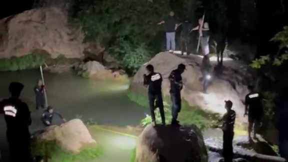 Mersin'de ailesiyle birlikte gittiği piknikte dereye giren 15 yaşındaki çocuk