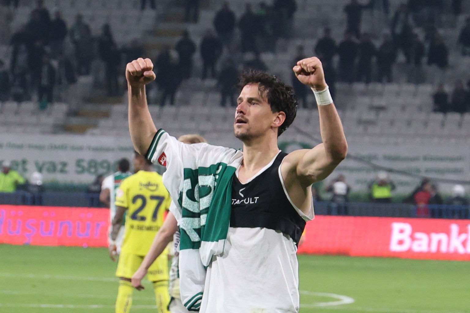 Konyaspor, Sırp futbolcu Marko Jevtovic ile sözleşmesini uzatmayarak yollarını ayırdı.
