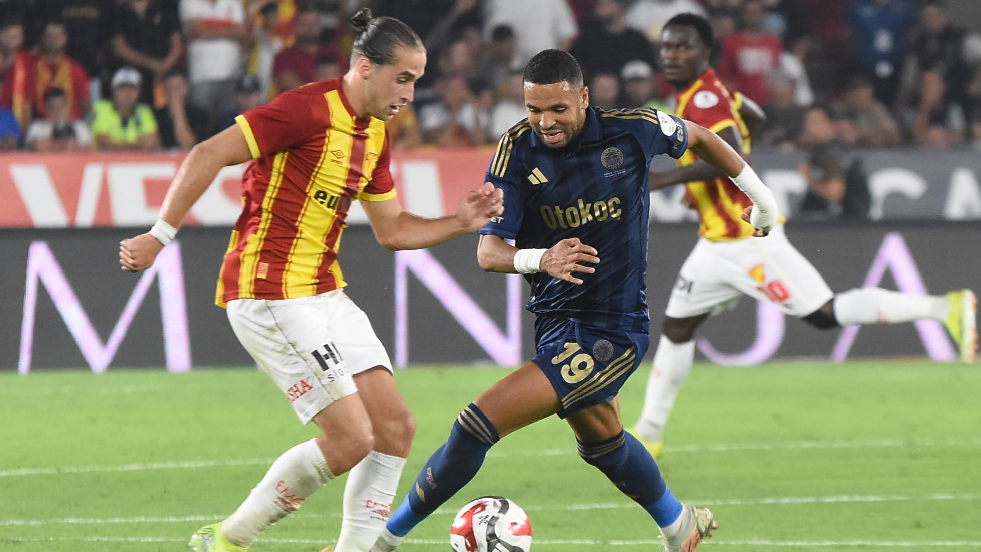 Süper Lig ekiplerinden Göztepe'de geride kalan sezonu iyi geçiren isimler