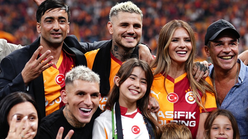 Galatasaray'da Mauro Icardi belirsizliği sürüyor. Yıldız golcünün takım arkadaşı Lucak