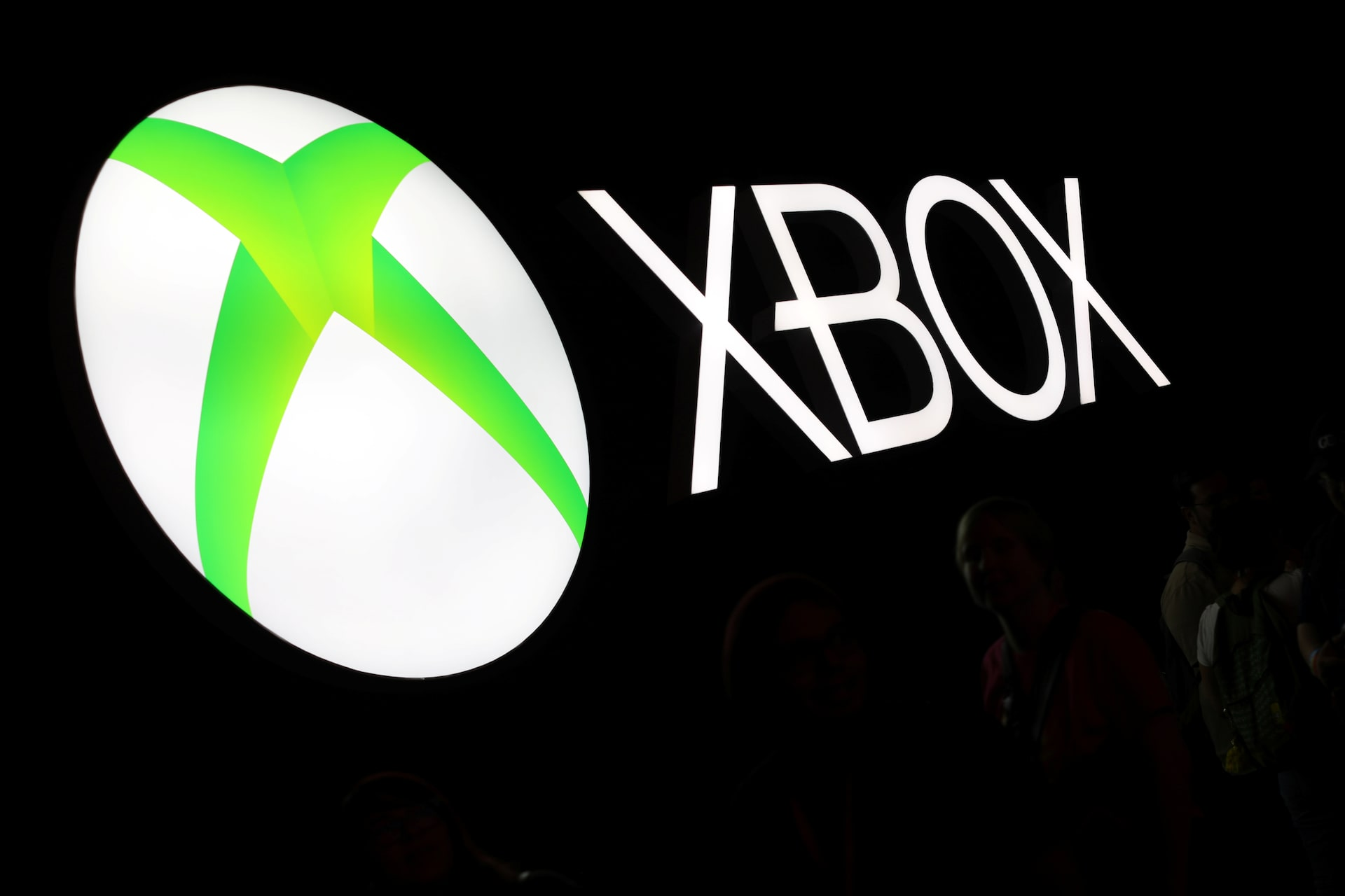 ABD'li teknoloji şirketi Microsoft, depolama ve bellek bileşenlerinin maliyetlerindeki yükselişten