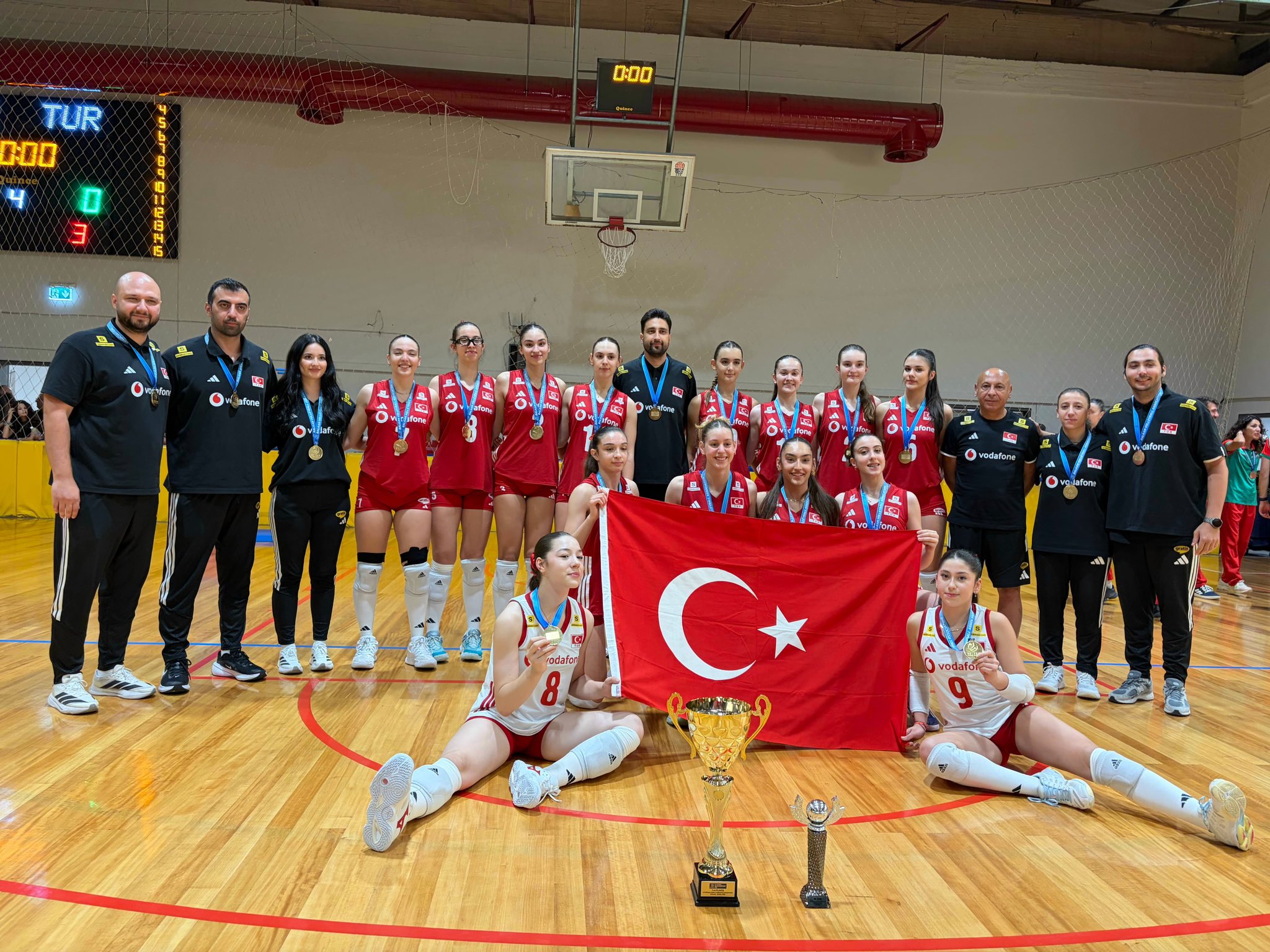 Türkiye 16 Yaş Altı Kadın Milli Voleybol Takımı, 5'te 5