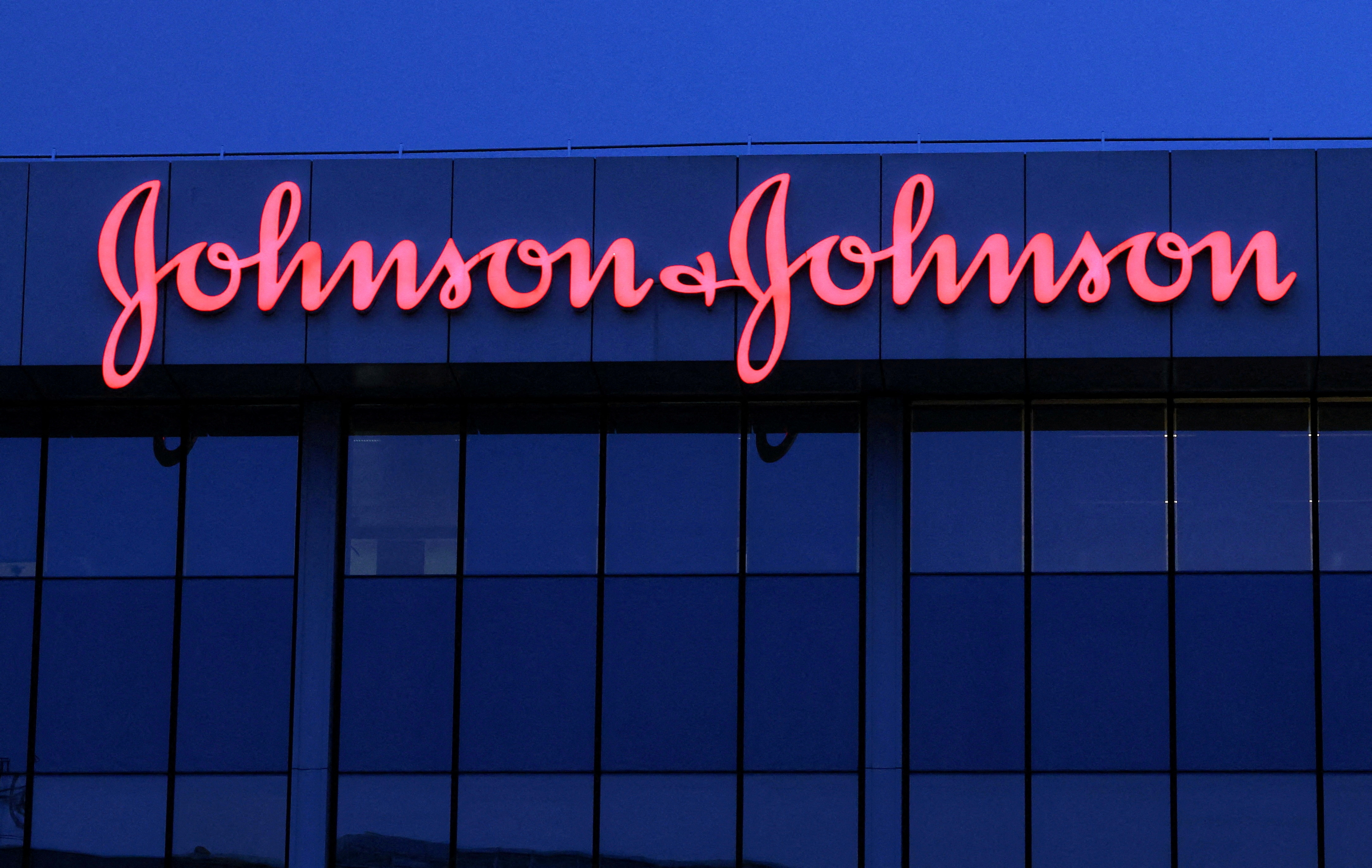 Johnson & Johnson, bebek pudrası ve talk bazlı diğer ürünlerinin