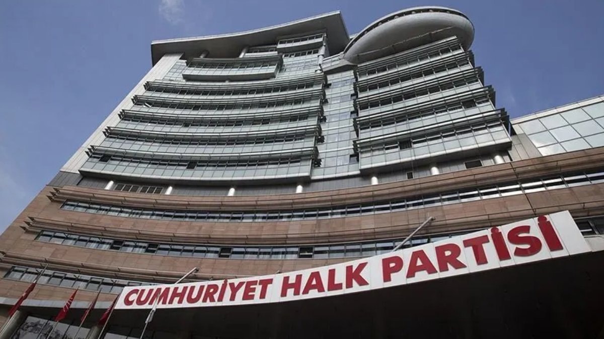 "Hazine yardımı CHP'den ayrılarak yeni oluşuma geçenlere paylaştırılmalı" diyen MHP