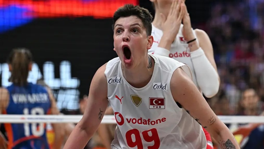 A Milli Kadın Voleybol Takımı'nın Brezilya ile karşılaştığı final müsabakasında
