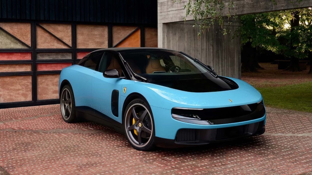 Ferrari’nin mayısta tanıttığı ilk elektrikli otomobili Luce, Çin pazarının yoğun